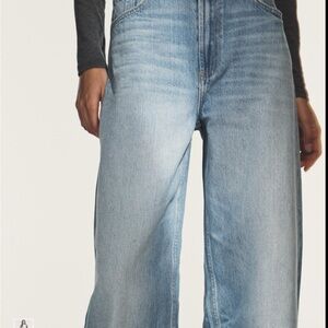 Zara Classic Blue Women's Jeans